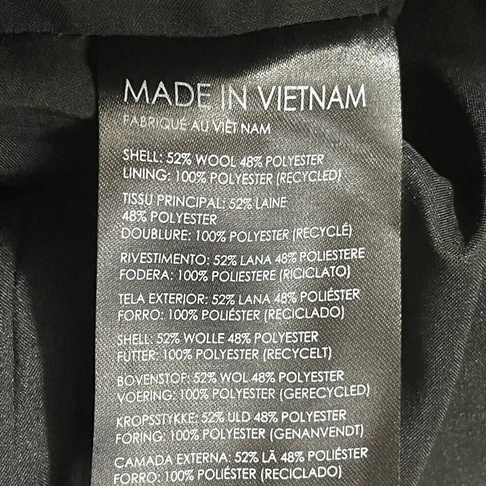 Club Monaco features heavyweight
